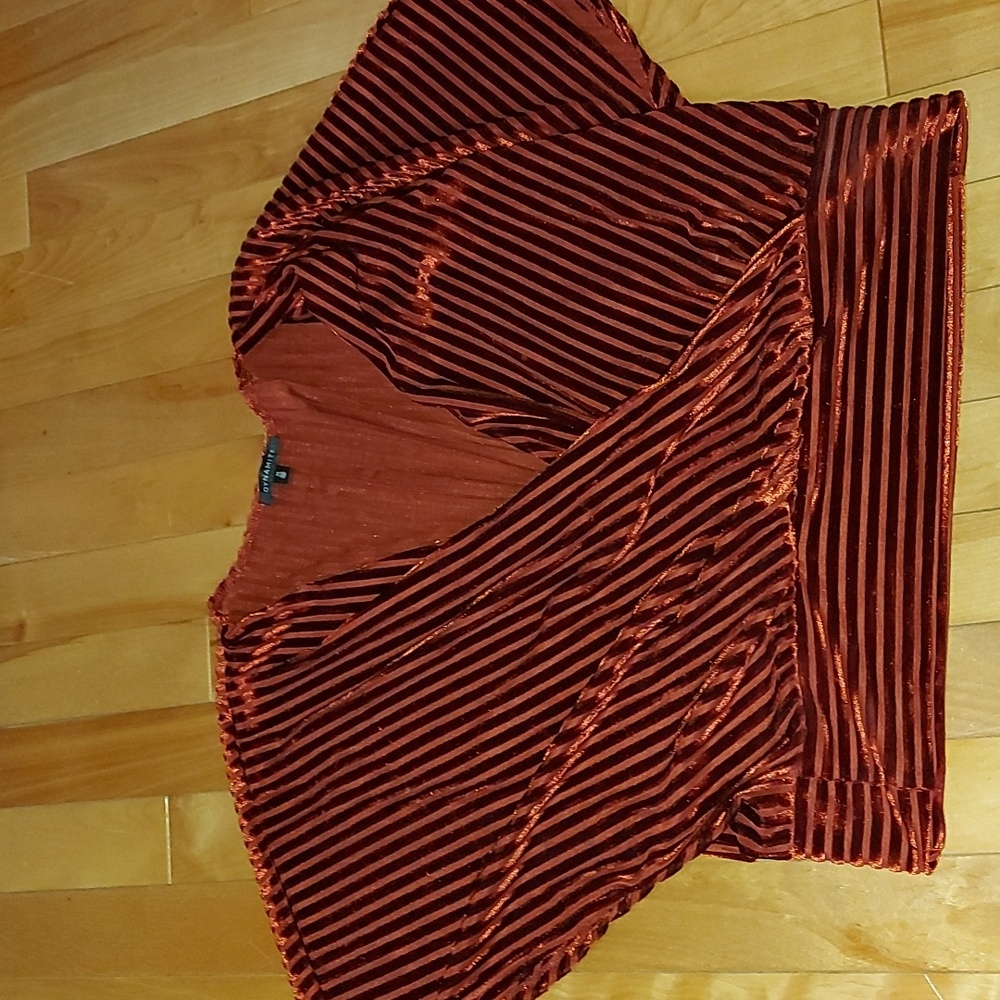 Dynamite- Crop dressy volour top - medium